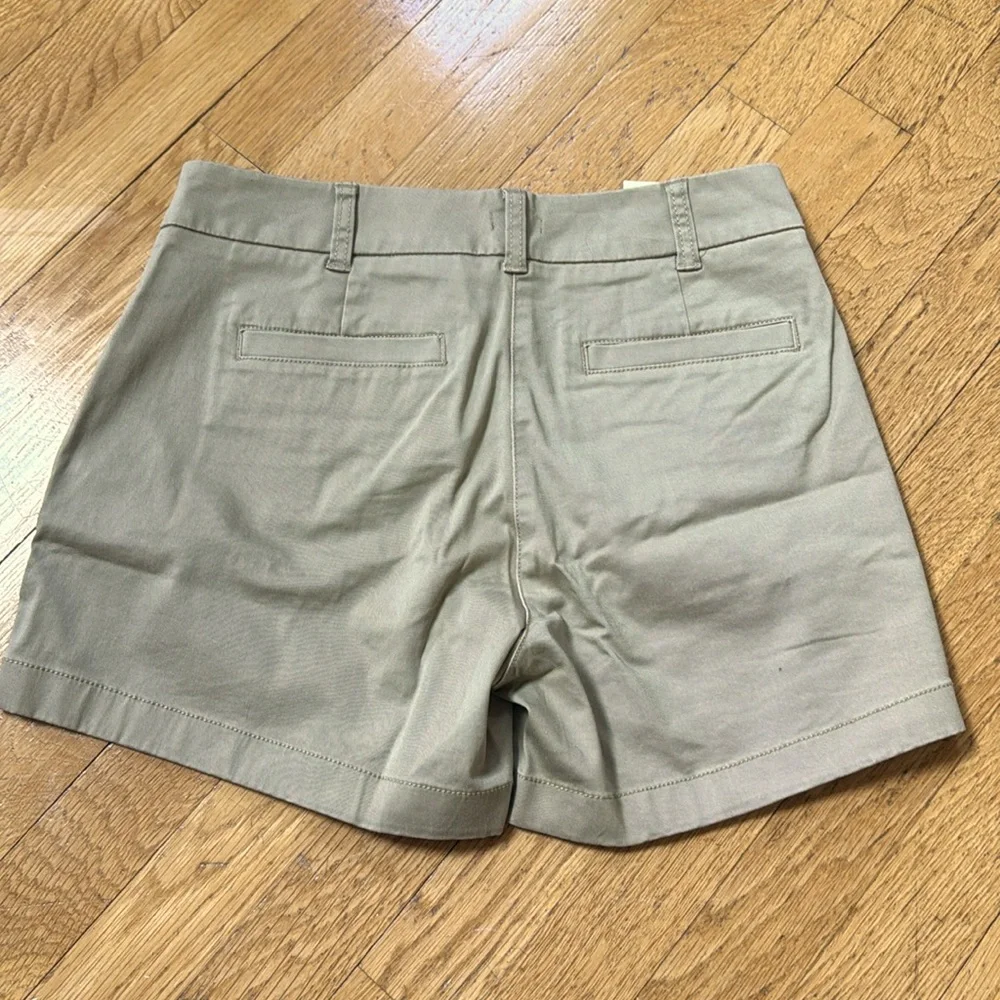 NWT J Crew Classic 4” Stretch Chino Shorts 2 - Picture 5 of 6